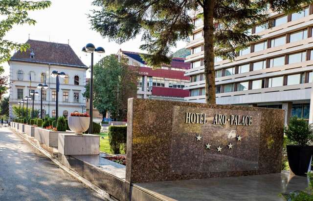 Отель Hotel Aro Palace Брашов-3