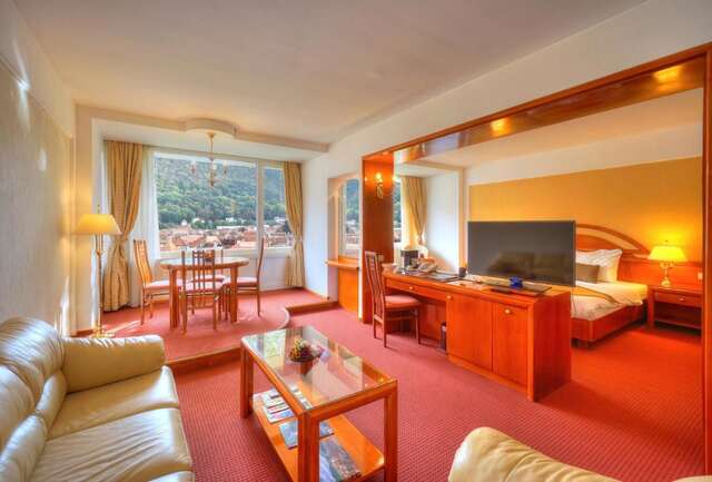 Отель Hotel Aro Palace Брашов-18